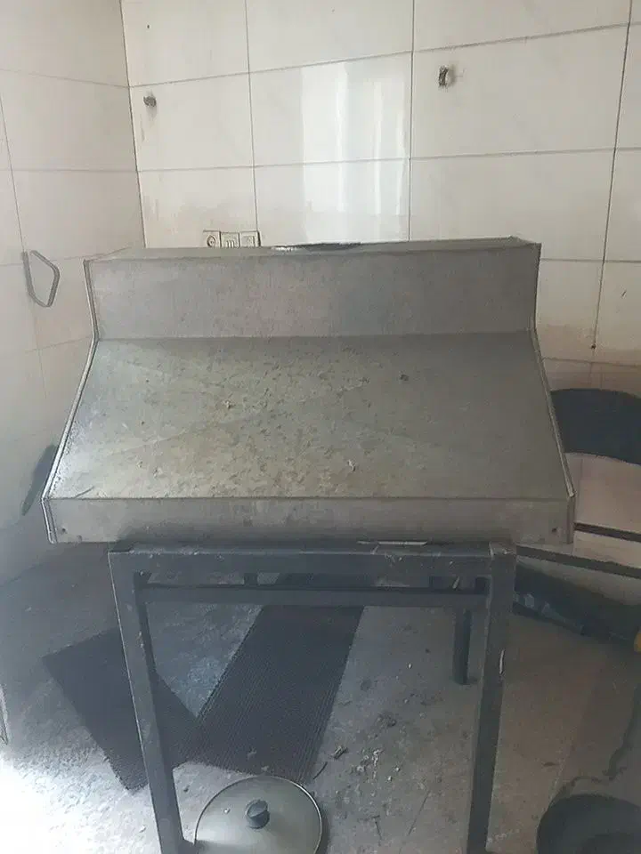 کلیه لوازم رستوران همراه با تابلو یکجا و تکی|کافی‌شاپ و رستوران|رودهن, |دیوار