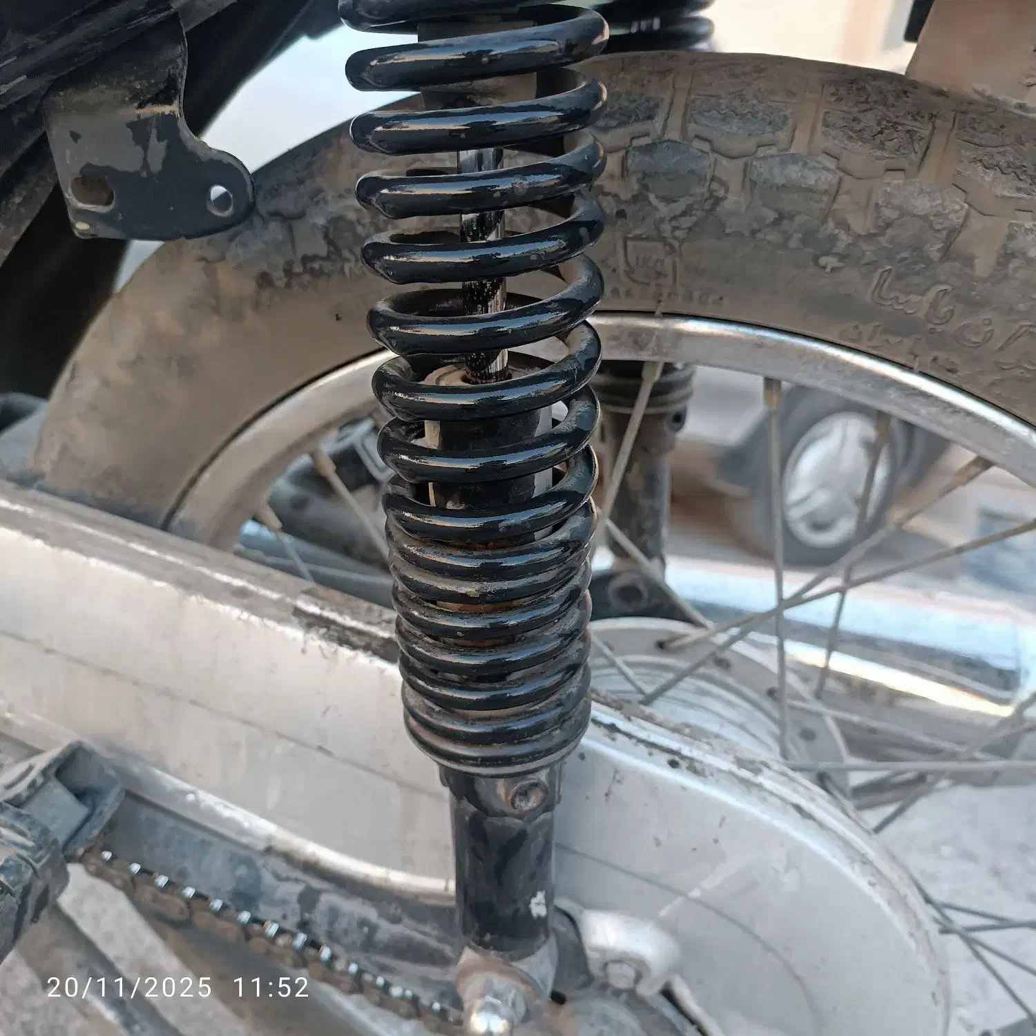 کمک عقب موتور۱۲۵|قطعات یدکی و لوازم جانبی|خرمآباد, |دیوار