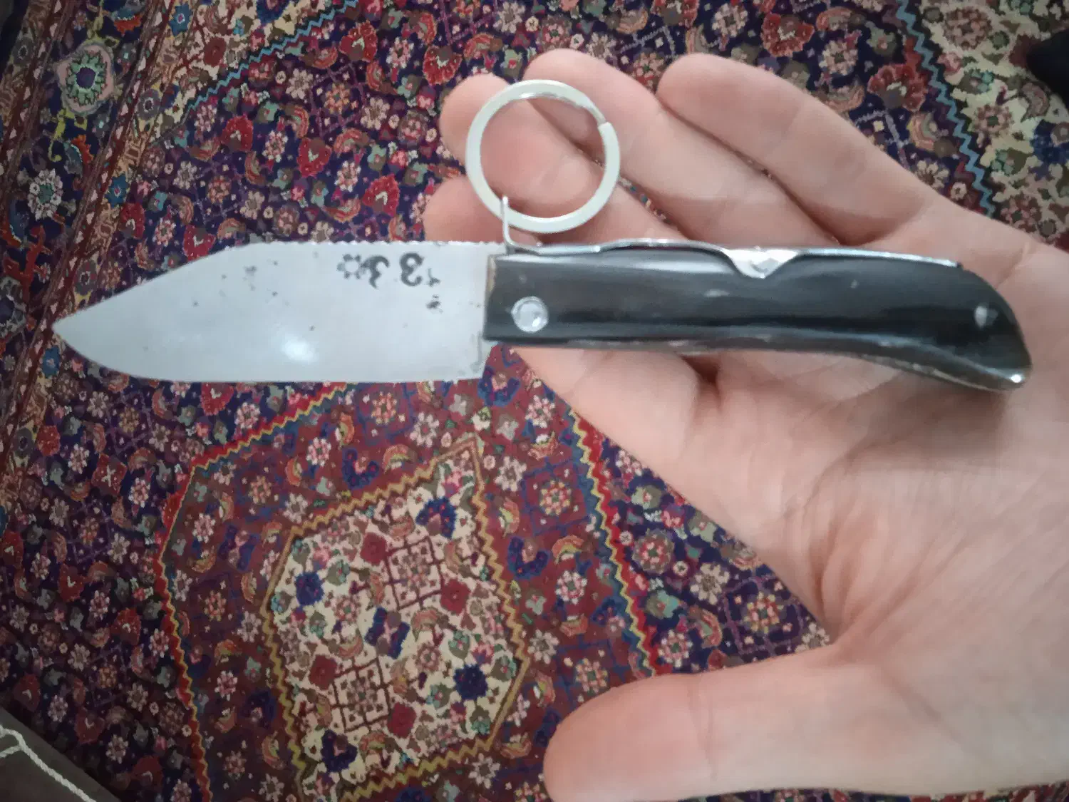 چاقو ضامن دار|کلکسیون اشیاء عتیقه|میاندوآب, |دیوار