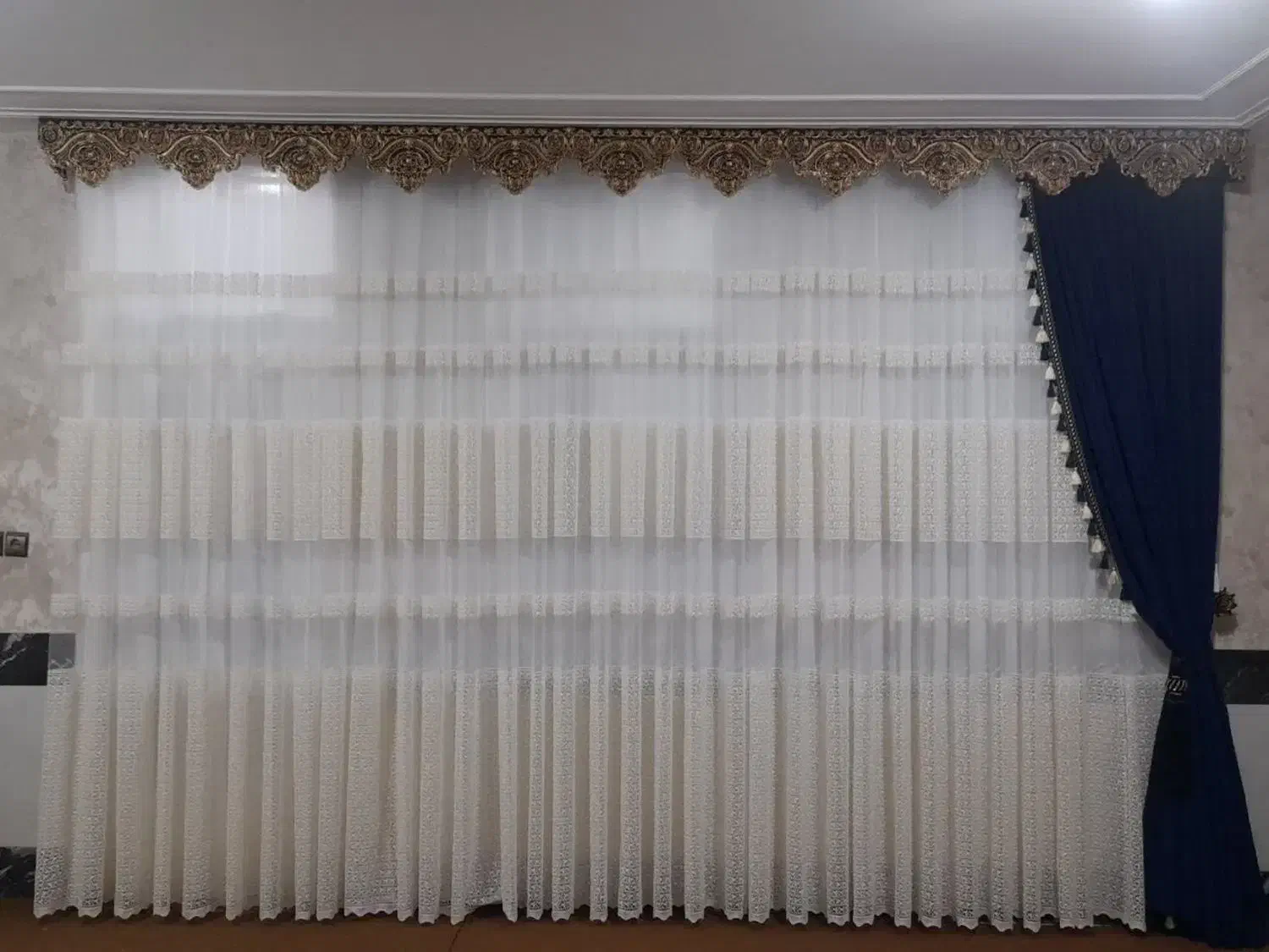 پرده سلطنتی شیک|پرده، رانر، رومیزی|بروجن, |دیوار