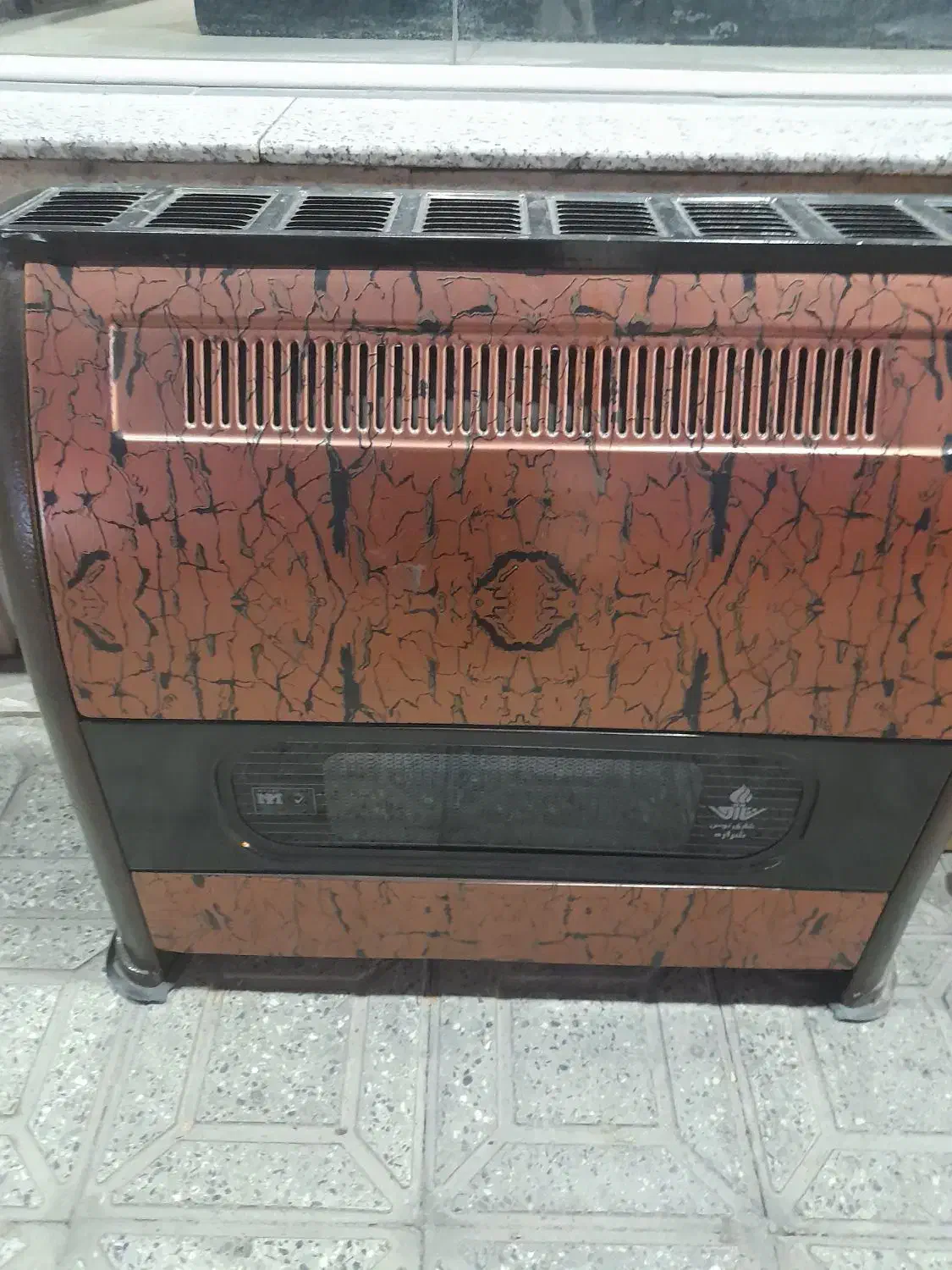 بخاری سالم بدون عیب|بخاری، هیتر، شومینه|آباده, |دیوار