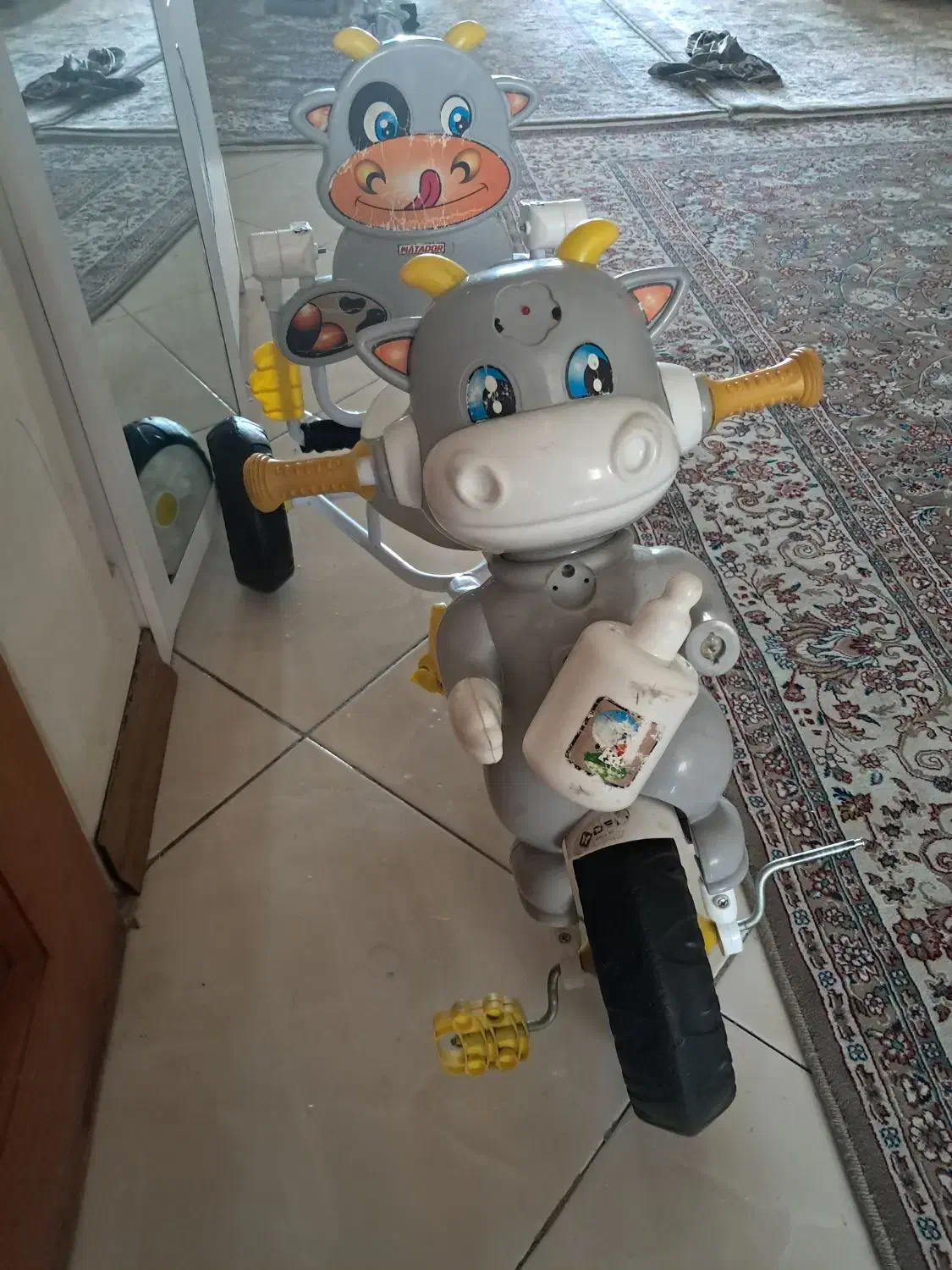 سه چرخ عروسکی در حد نو|اسباب و اثاث بچه|بومهن, |دیوار