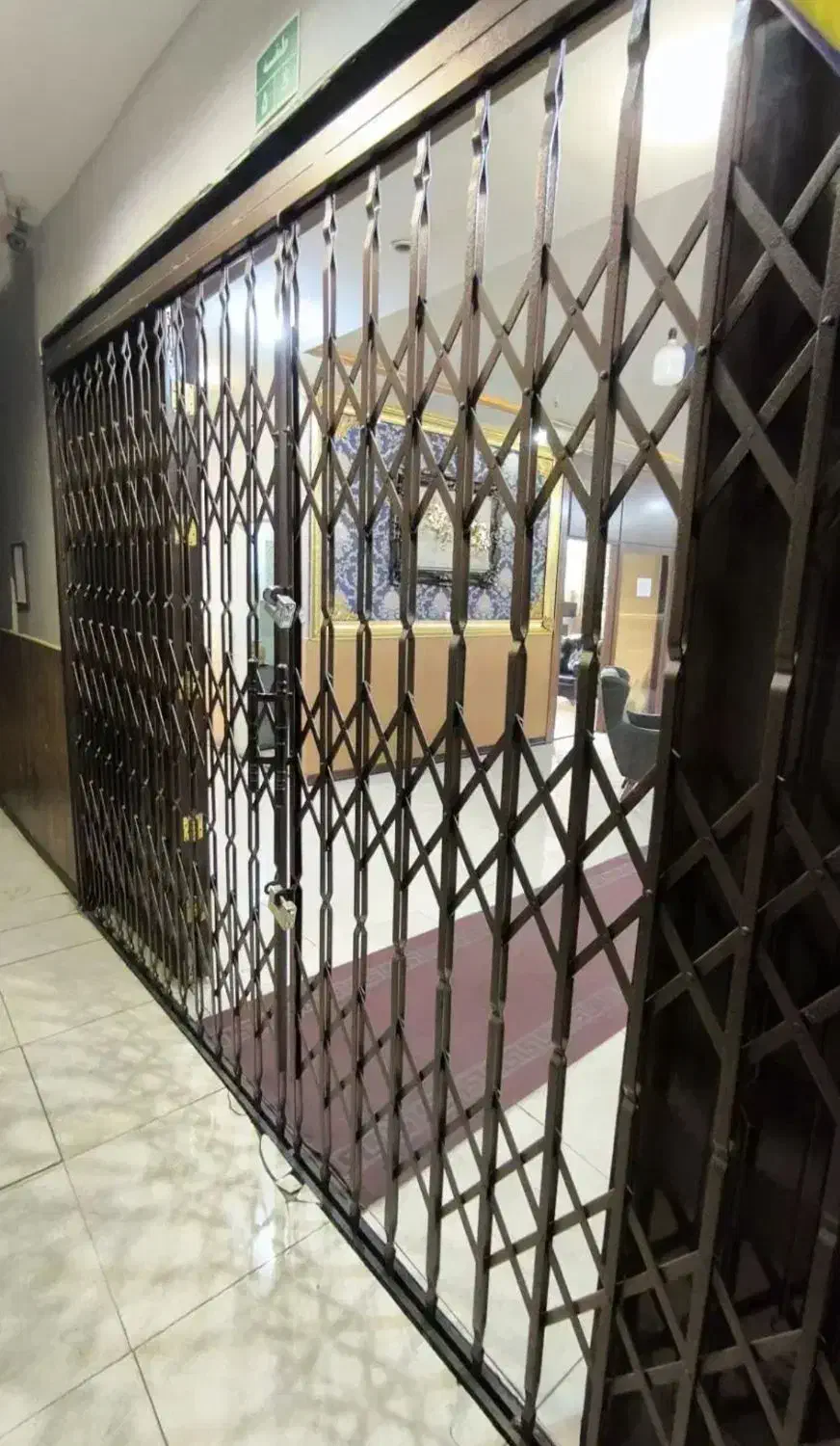حفاظ تراس درب ضد سرقت اکاردیونی پنجره نصب فوری|مصالح و تجهیزات ساختمان|مشهد, سید رضی|دیوار