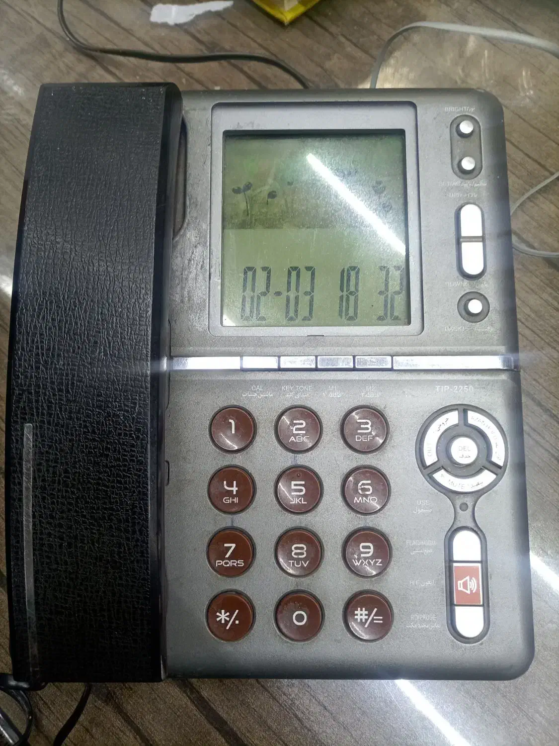 تلفن رومیزی در حد نو|تلفن رومیزی|قم, زند آباد|دیوار