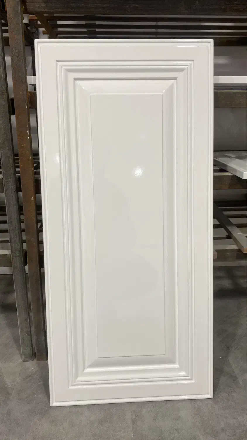 استخدام رنگکار چوب و MDF با حقوق مکفی و بیمه|استخدام معماری، عمران و ساختمانی|خاوران, |دیوار