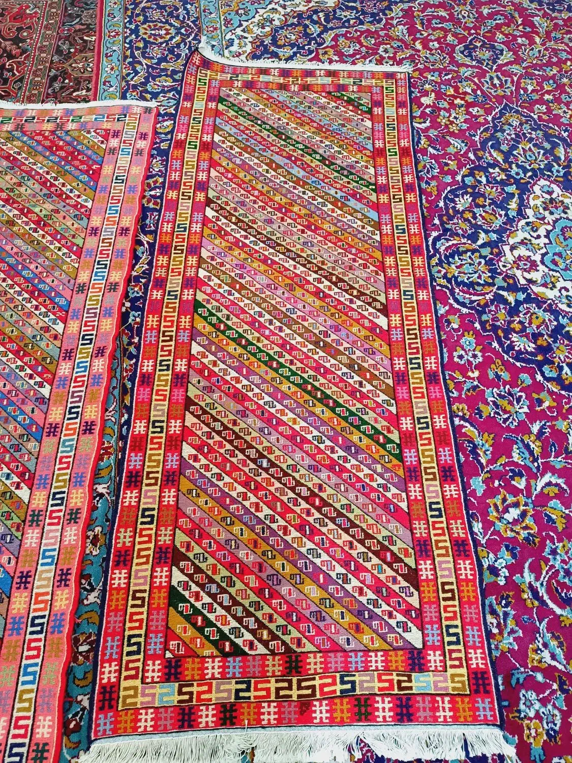 ورنی|گلیم، جاجیم، گبه|تبریز, |دیوار