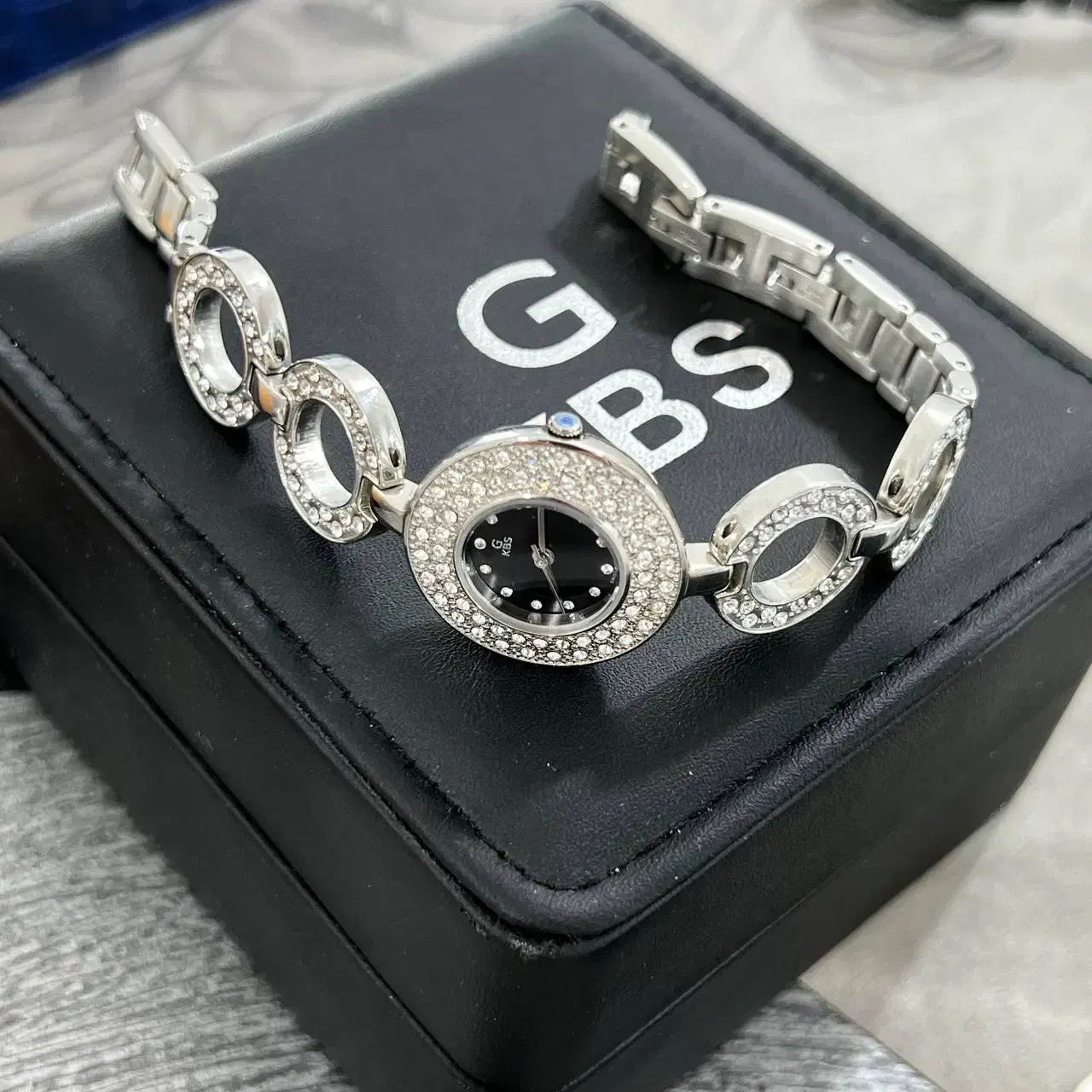 زنانه اصل گوچی سوییسی|ساعت|فردیس, فردیس|دیوار