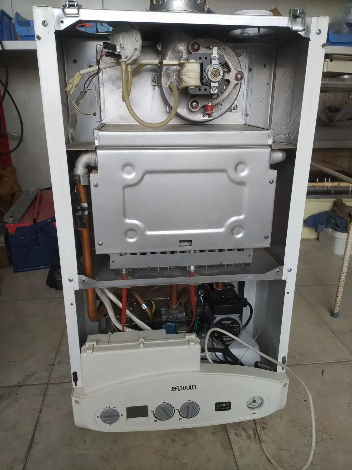 پکیج ایران رادیاتور مدل L28|آبگرمکن، پکیج، شوفاژ|اصفهان, شهرک میلاد|دیوار