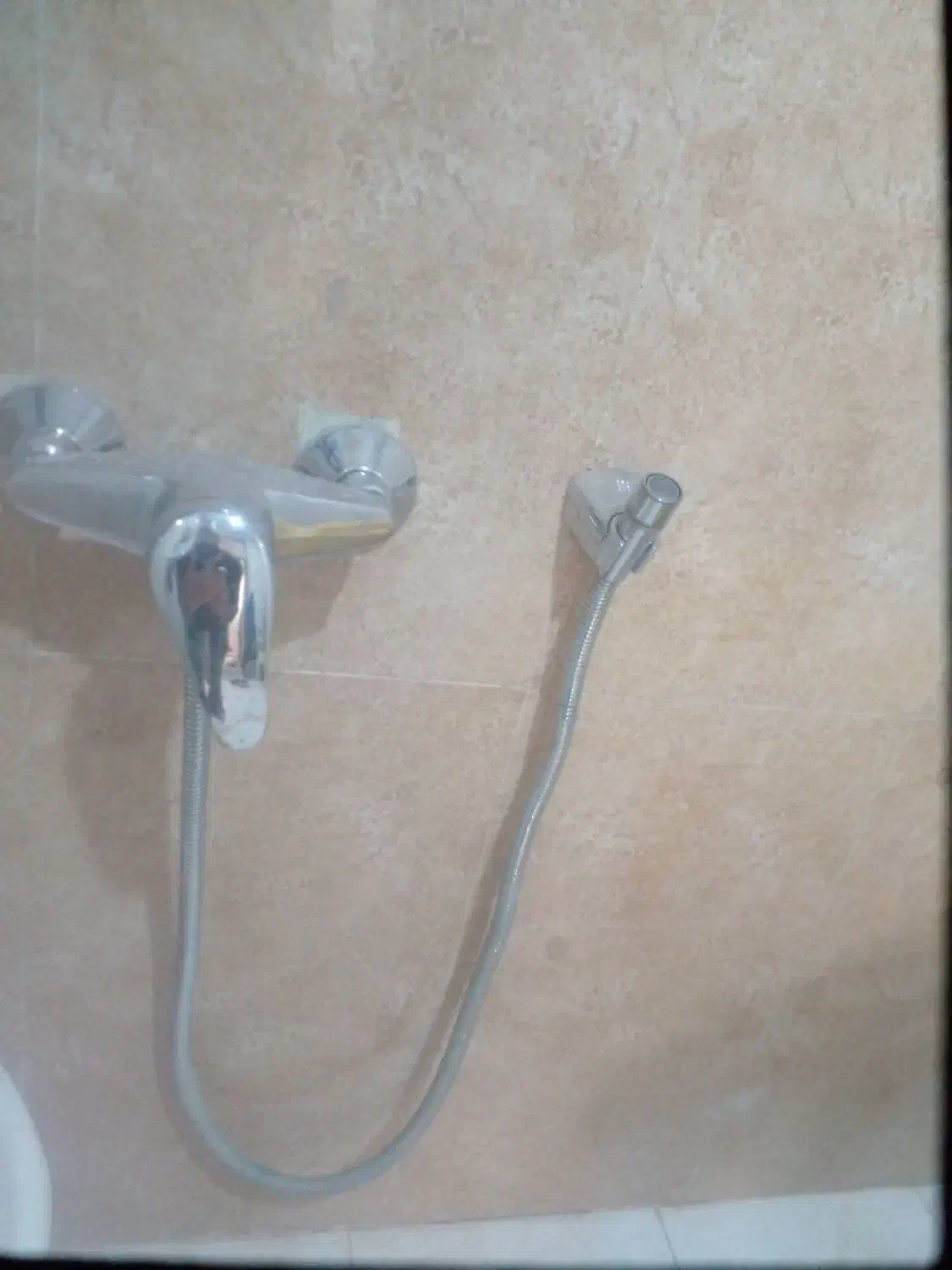 لوله کشی اب تشخیص رفع نم|خدمات پیشه و مهارت|زنجان, |دیوار