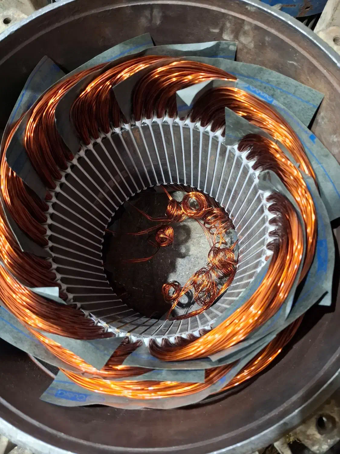 سیم پیچی انواع الکتروموتور تک فاز و سه فاز|خدمات پیشه و مهارت|اراک, |دیوار