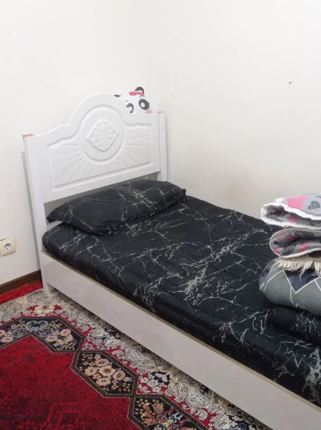 سرویس خواب ب همراه کمد و اینه|تخت و سرویس خواب|پرند, فاز ۶|دیوار