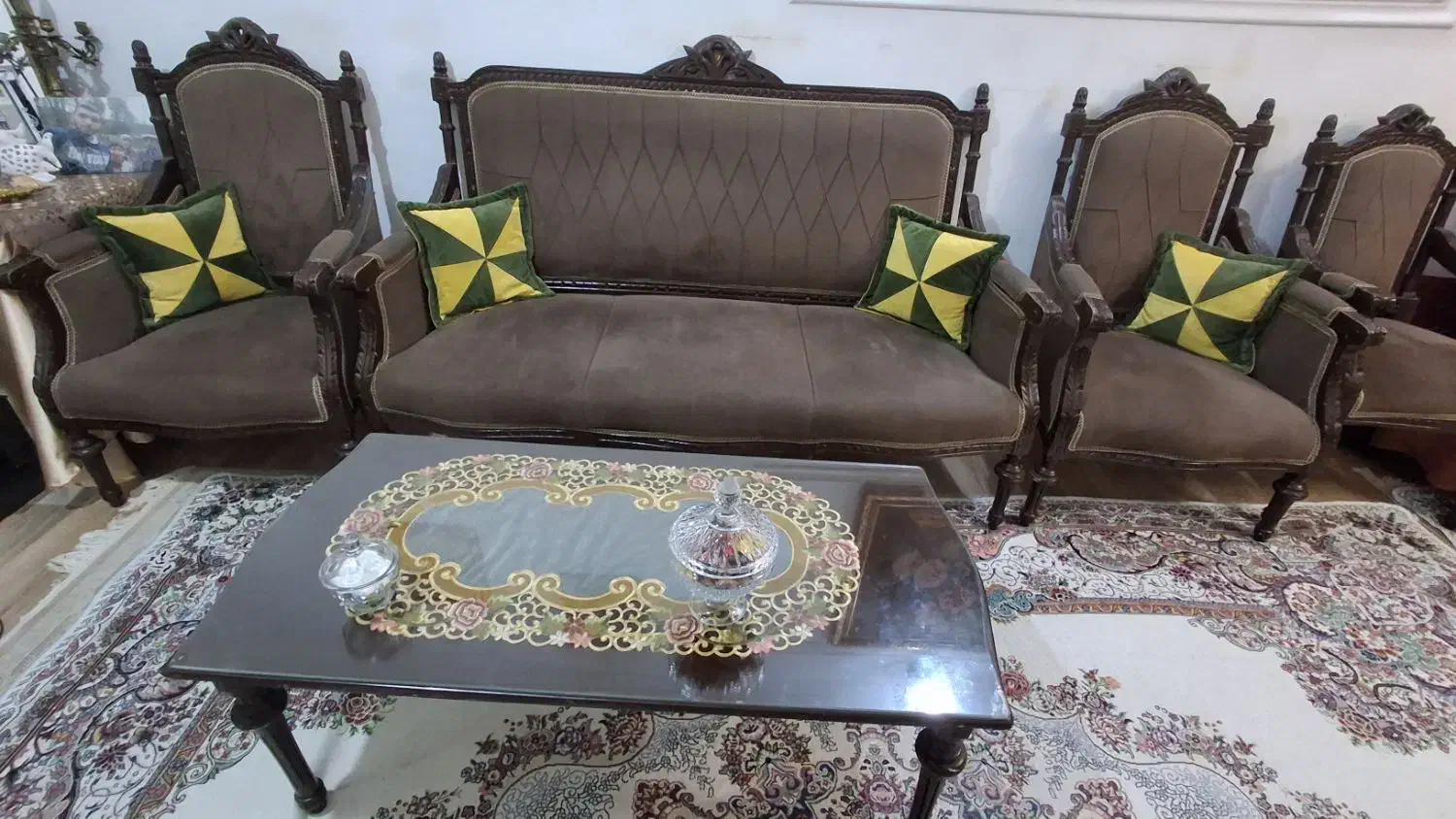 مبل|مبلمان خانگی و میز عسلی|رشت, رشتیان|دیوار