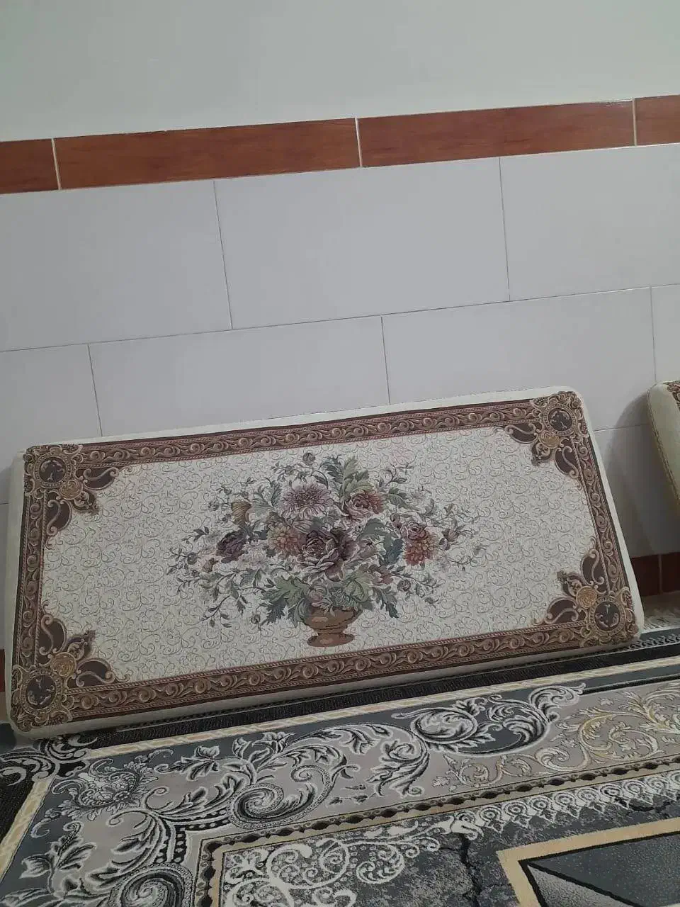 پُشتی|پشتی|خاوران, |دیوار
