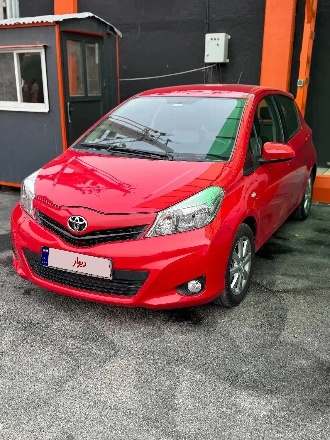 تویوتا یاریس ۲۰۱۲|خودرو سواری و وانت|تهران, سوهانک|دیوار