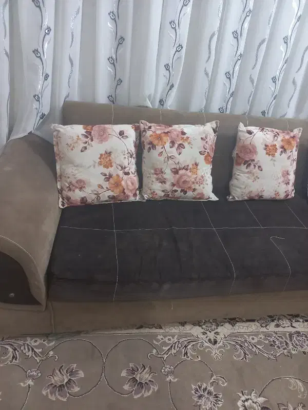 مبل راحتی|مبلمان خانگی و میز عسلی|قم, شاه ابراهیم|دیوار