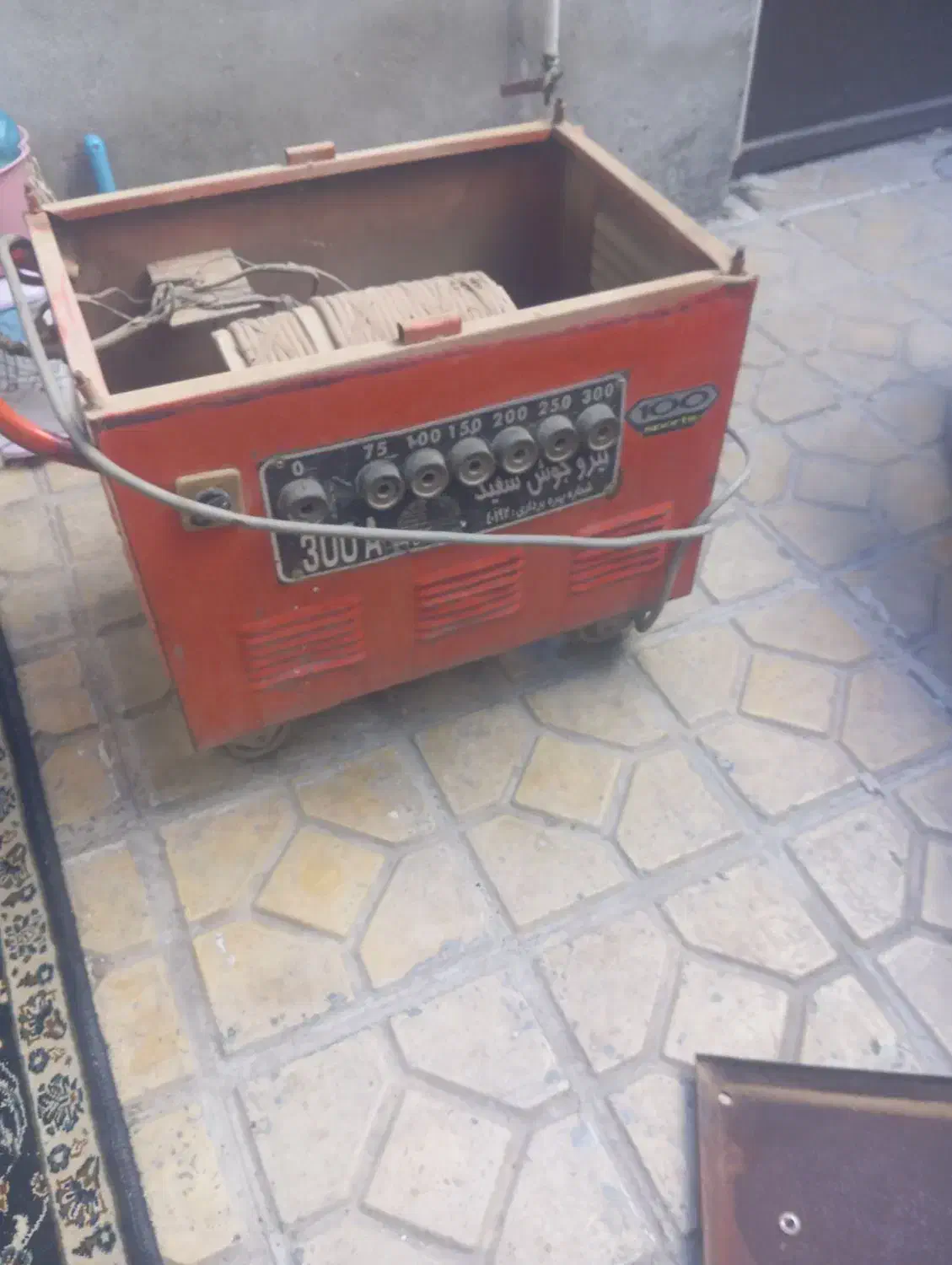 خریدار دستگاه جوش قدیمی سالم و خراب و سوخته|خدمات پیشه و مهارت|اراک, |دیوار