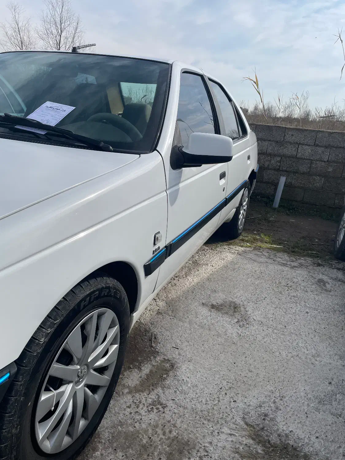 پژو ۴۰۵ مدل ۹۷|خودرو سواری و وانت|رشت, استادسرا|دیوار