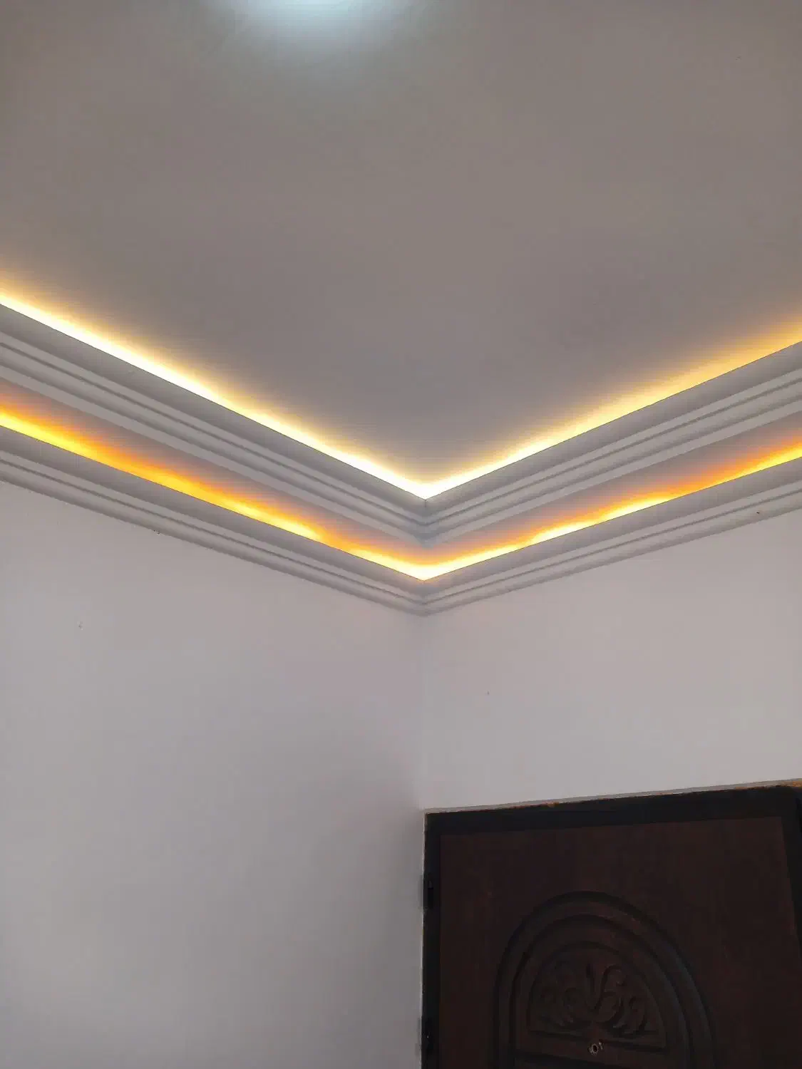 شاگرد گچکاری|استخدام معماری، عمران و ساختمانی|لنگرود, |دیوار