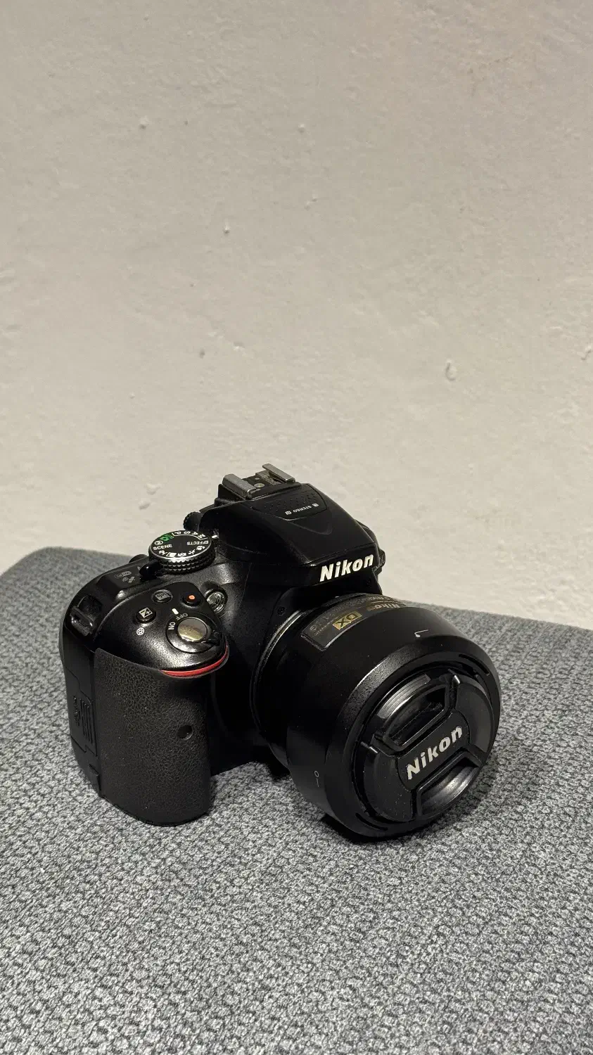 فروش دوربین نیکون d5300 و لنز 35mm f1.8|دوربین عکاسی و فیلم‌برداری|شیراز, فرهنگ شهر|دیوار