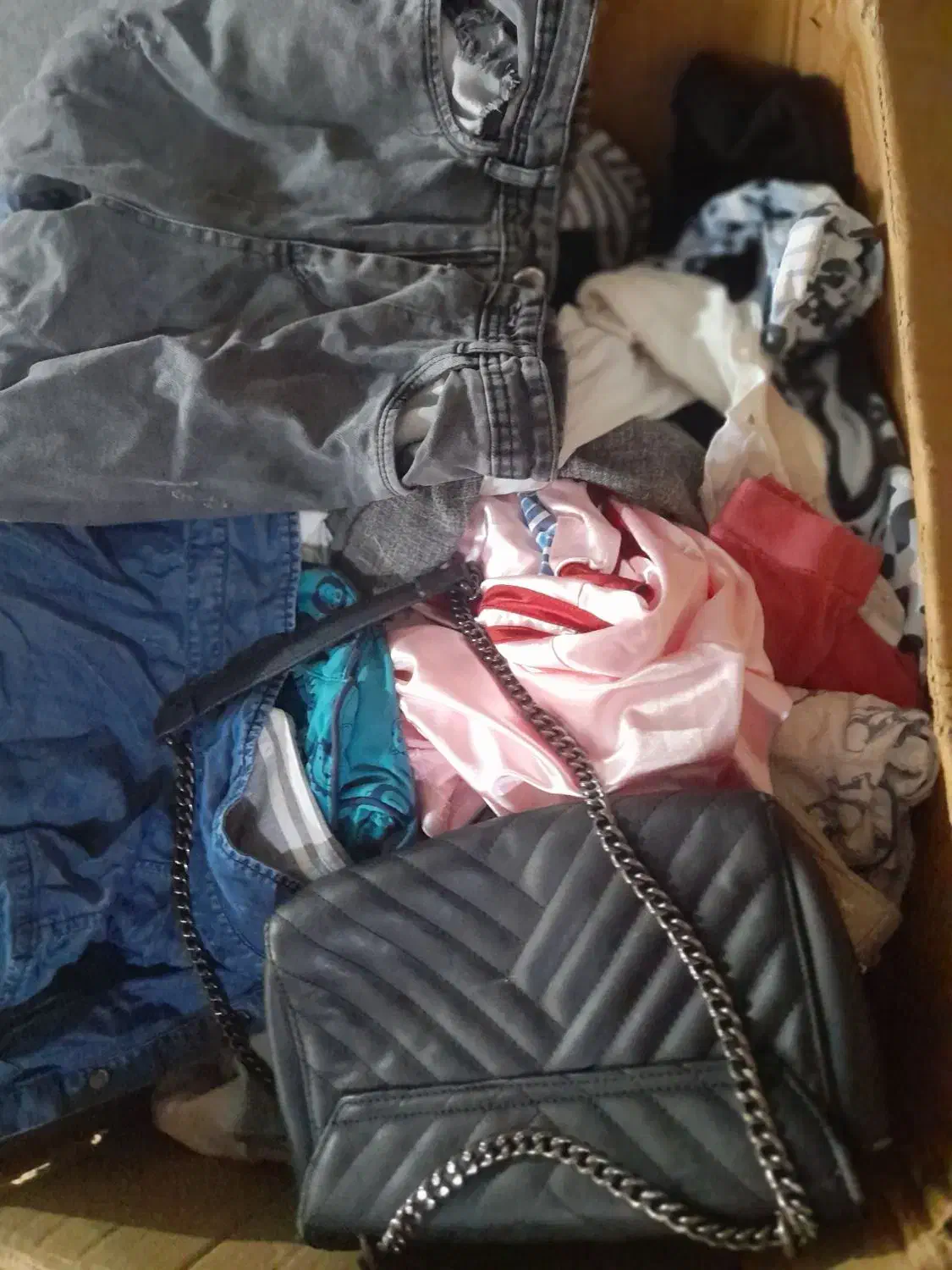 لباس|لباس|میناب, |دیوار