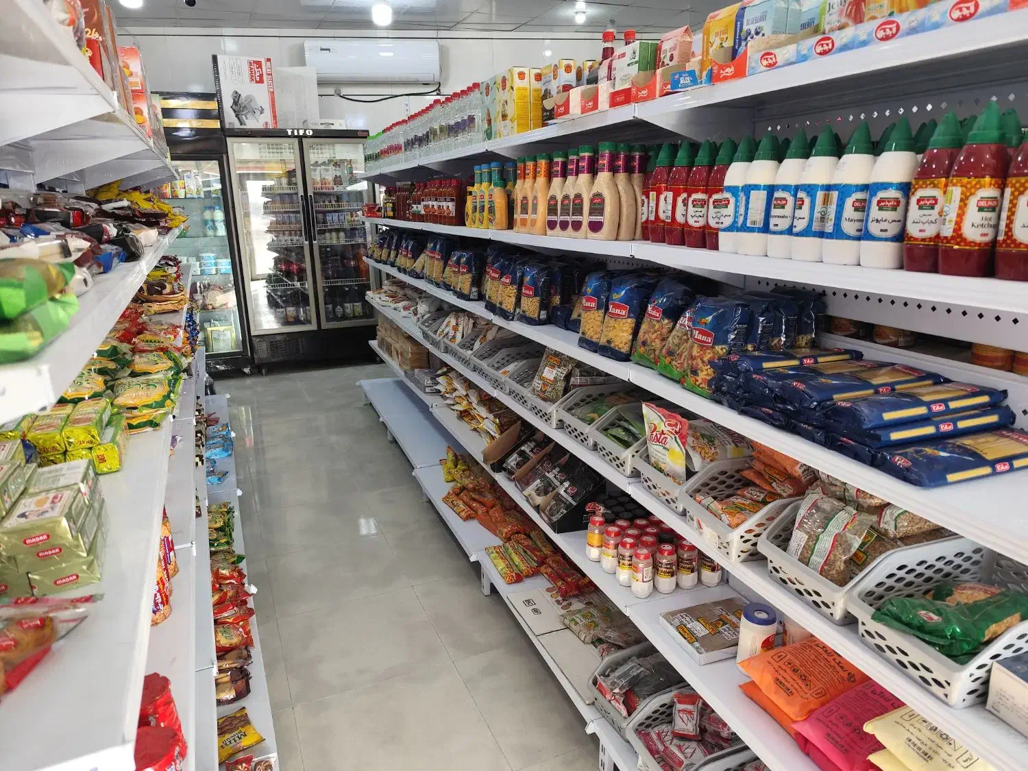 فروشنده هایپرمارکت گورک|استخدام خدمات فروشگاه و رستوران|بوشهر, |دیوار