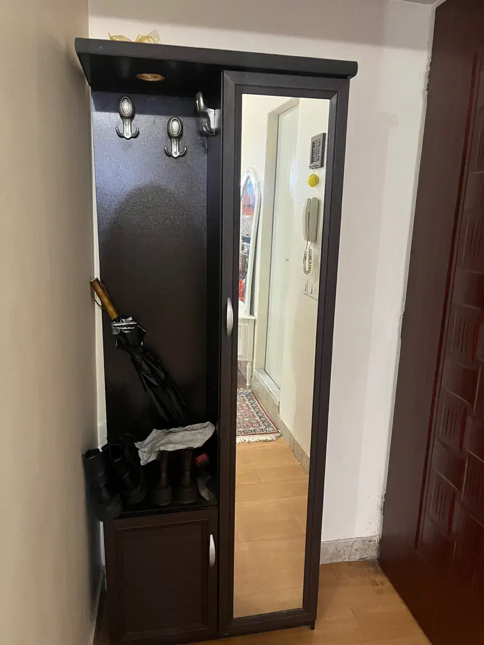 کمد|جاکفشی، کمد، دراور|فردیس, دهکده|دیوار