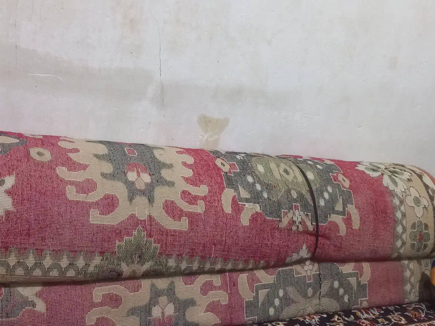 فرش فروشی|فرش|الیگودرز, |دیوار