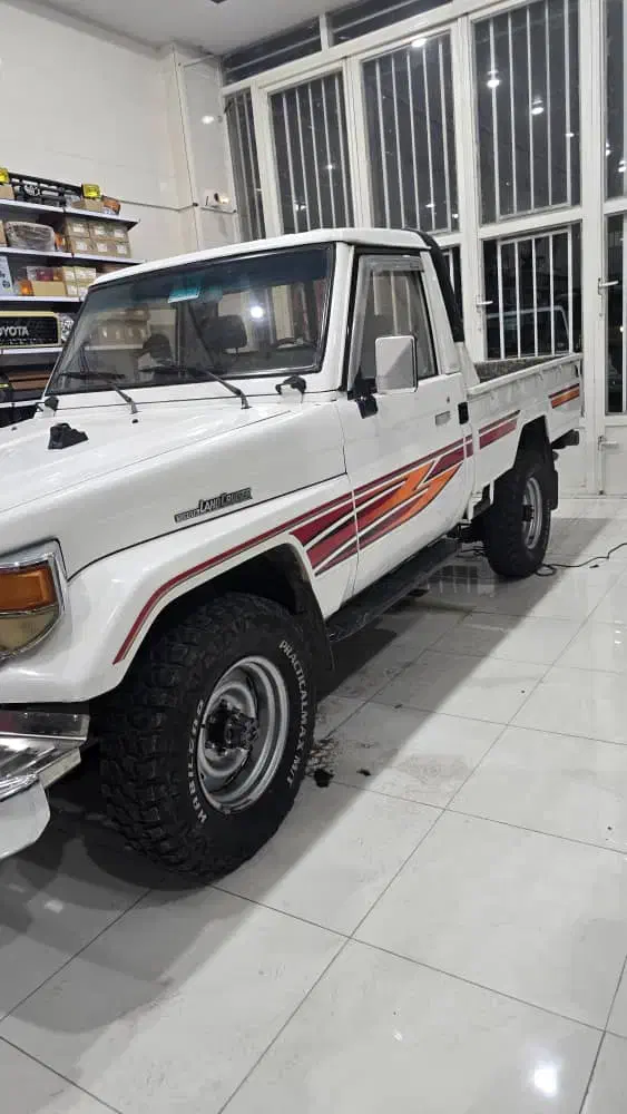 تویوتا لندکروزر|خودرو سواری و وانت|بانه, |دیوار