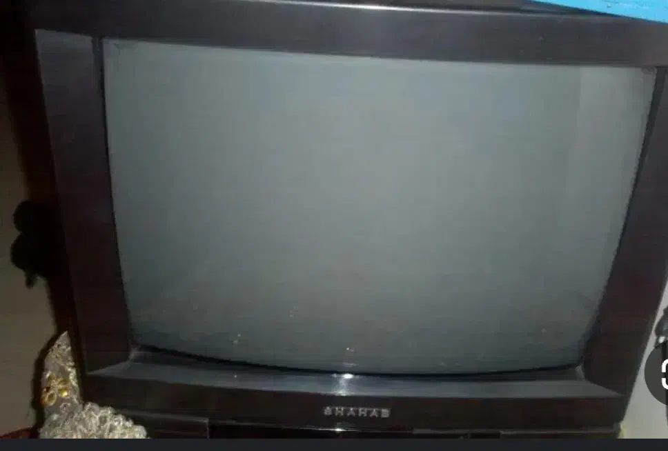 تلویزیون|تلویزیون و پروژکتور|اندیشه, اندیشه فاز ۱|دیوار