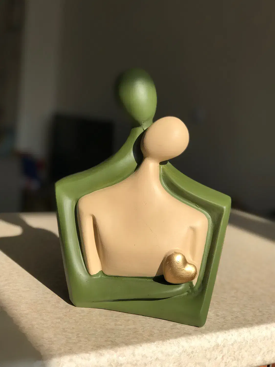 تندیس عشق (نو)|صنایع دستی و سایر لوازم تزئینی|تهران, آبشار تهران (دریاچه)|دیوار