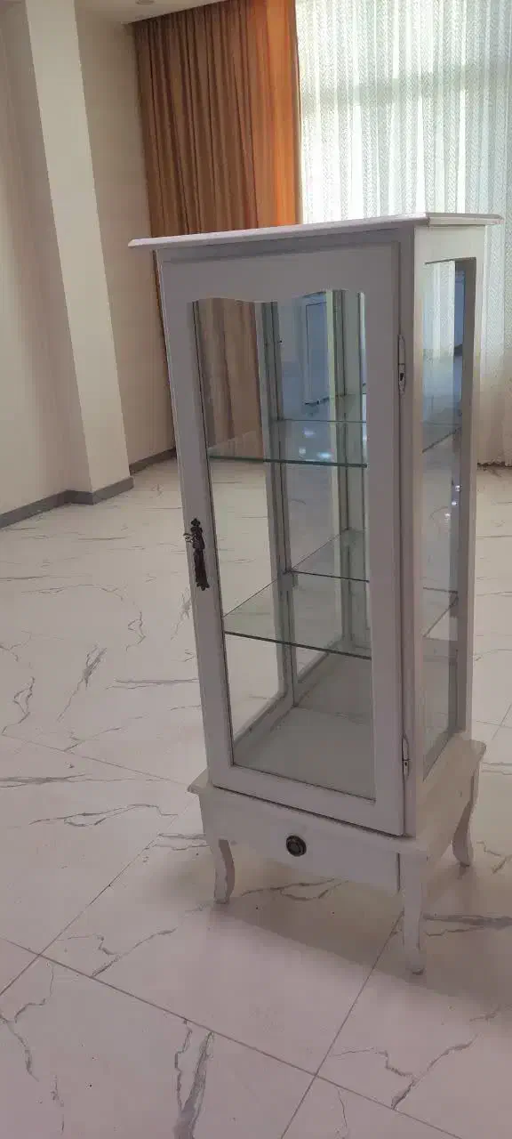 ویترین|بوفه، ویترین، کنسول|شاهین‌شهر, نبوت|دیوار