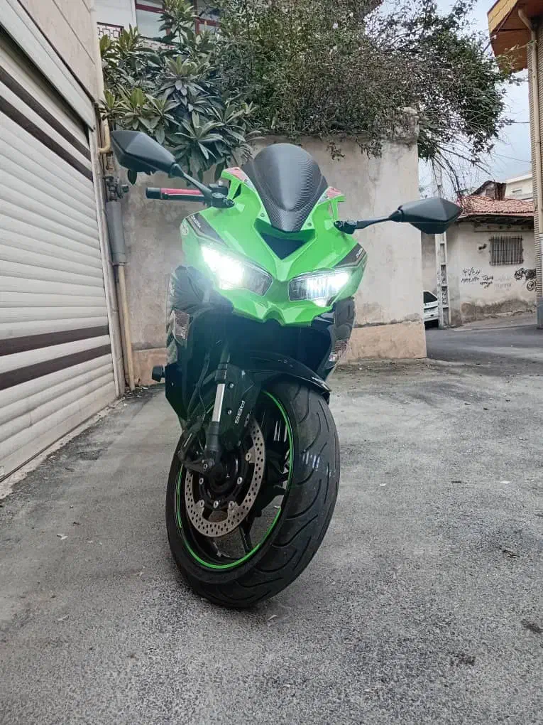 کاوازاکی ۲۵۰ ۴سیلندر ۱۴۰۱|موتورسیکلت|رشت, پیرسرا|دیوار