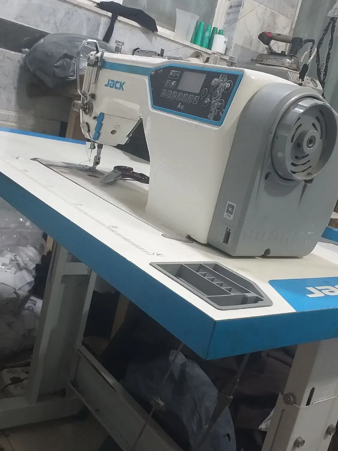 زیگزال دوز و راسته دوز خانم ۲ نفر|استخدام صنعتی، فنی، مهندسی|سبزوار, امیر کبیر|دیوار