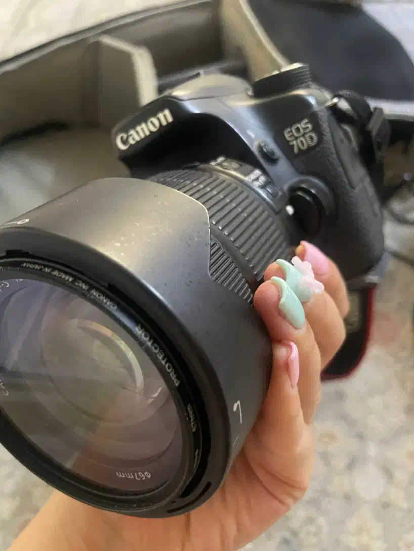 دوربین کنون|دوربین عکاسی و فیلمبرداری|تهران, نیروی هوایی (پیروزی)|دیوار