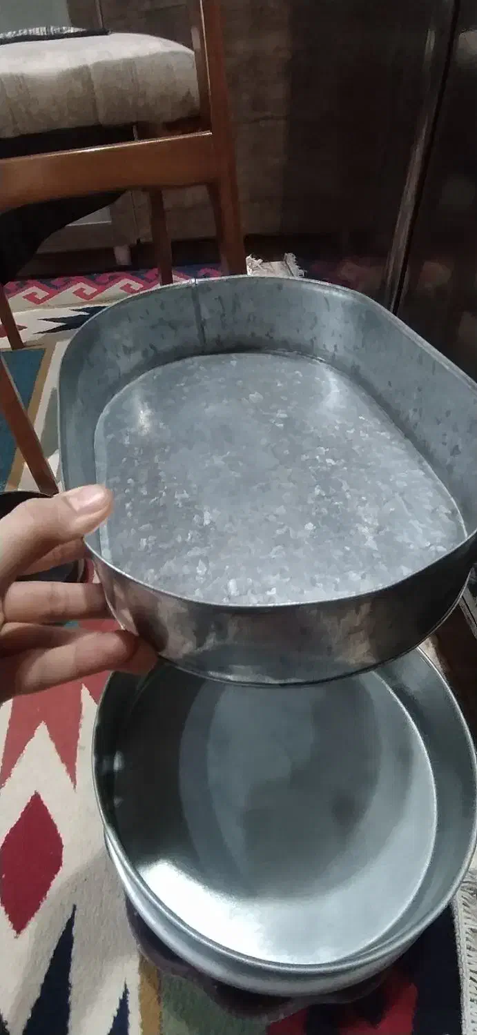 تعدادی قالب کیک|ظروف پخت‌وپز|نظرآباد, نظرآباد|دیوار