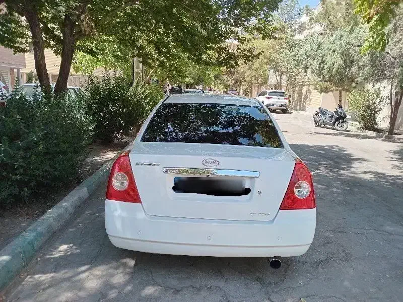 فروش ام وی ام ۵۳۰|خودرو سواری و وانت|اصفهان, گلزار|دیوار