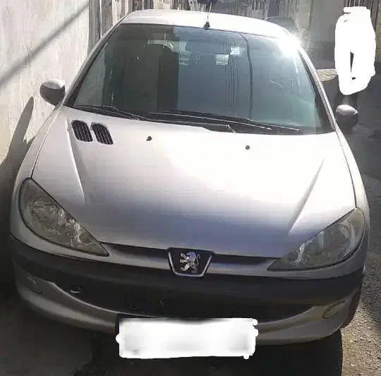 پژو ۲۰۶ تیپ ۲ .معاوضه هم میکنم|خودرو سواری و وانت|رشت, قاسمیه|دیوار