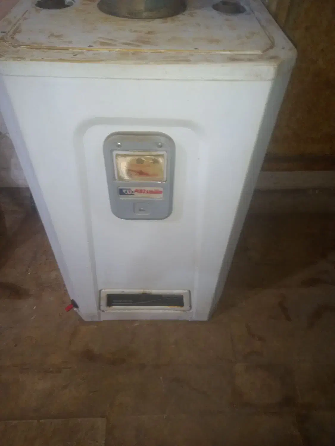 فروش ابگرمکن مخزنی دیواری50.40.35،30لیتری معاوضه|آبگرمکن، پکیج، شوفاژ|مشهد, امیر آباد|دیوار