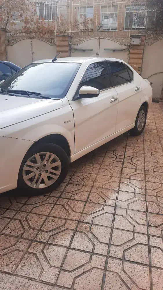 دنا پلاس|خودرو سواری و وانت|مشهد, رضاشهر|دیوار