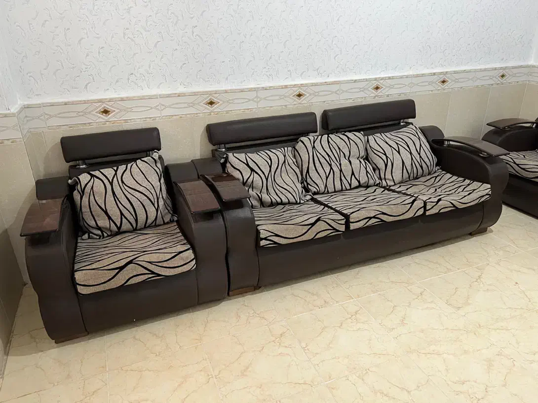 مبل ۷ نفره محکم|مبلمان خانگی و میز عسلی|قشم, |دیوار