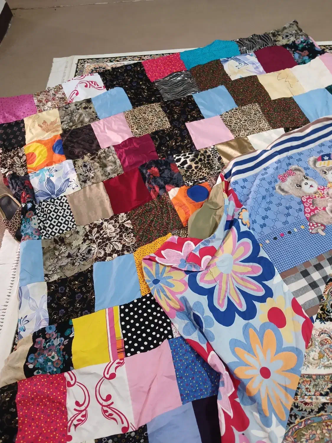 چهل تیکه با پارچه نو ملافه گرفته|سرویس روتختی|مسجد سلیمان, |دیوار