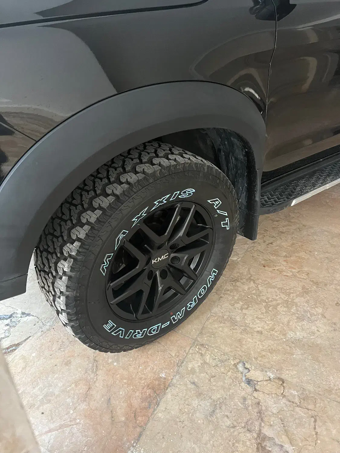 کی ام سی تی ۸ مدل ۴۰۲|خودرو سواری و وانت|گرگان, |دیوار