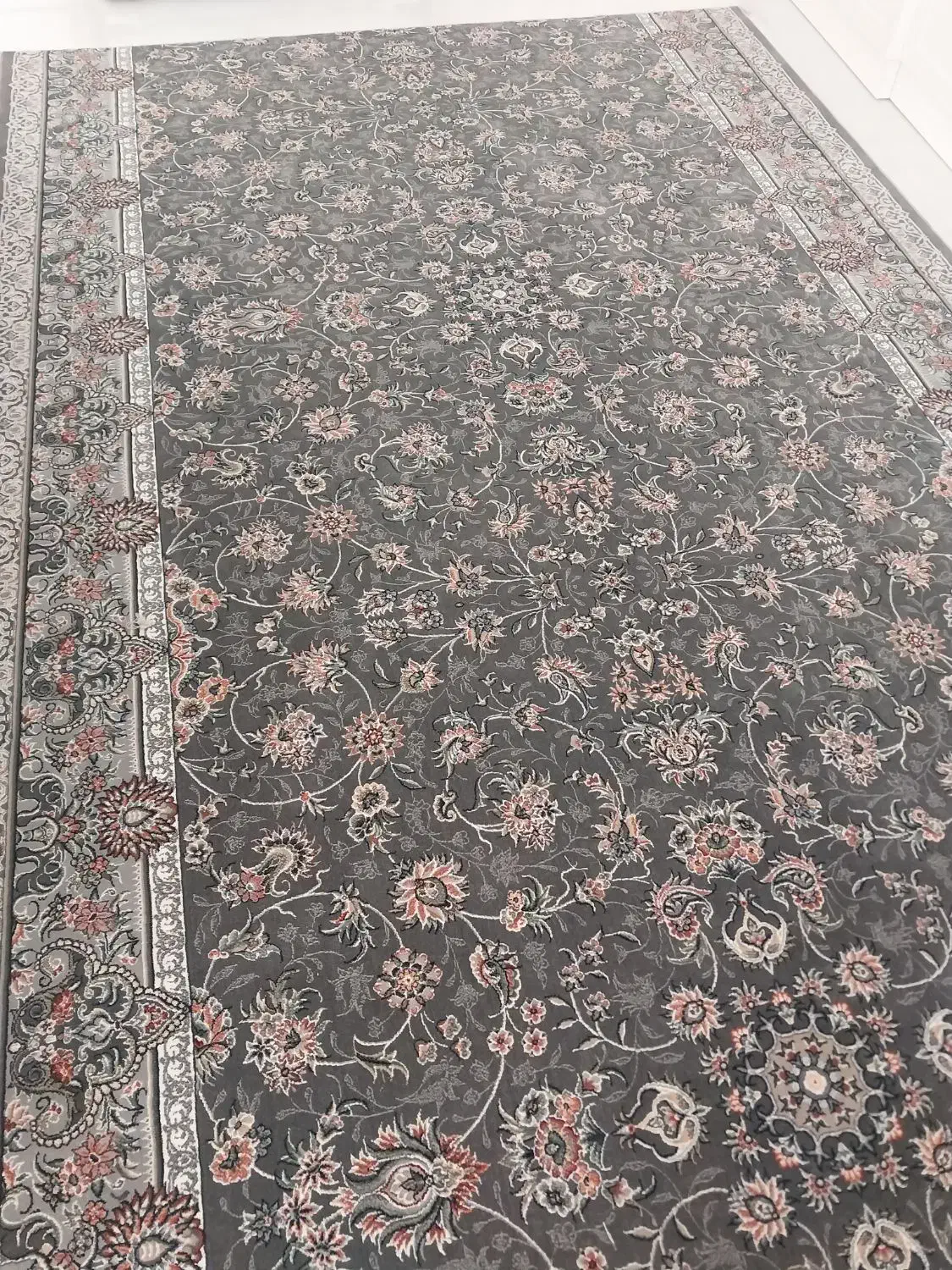 فروش کناره فرش 2×4|فرش|شیراز, دکتر حسابی|دیوار