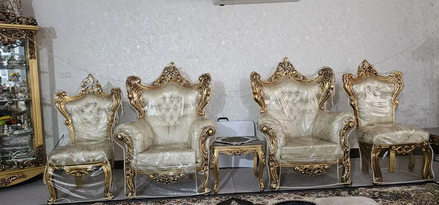 مبل سلطنتی ۹ نفره+میز ناهار خوری۶ نفره|مبلمان خانگی و میز عسلی|کازرون, |دیوار