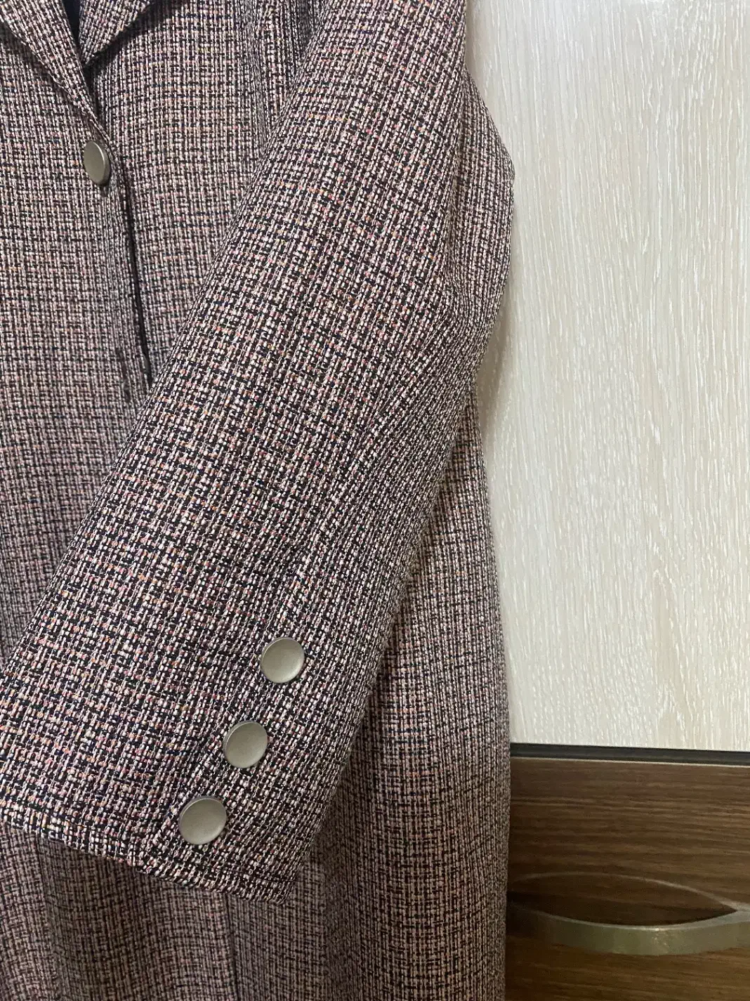 مانتو شنل|لباس|مشهد, خرمشهر|دیوار