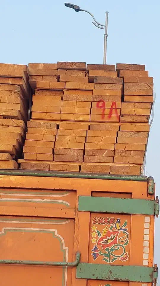 به یک نجار ماهر برای کار در مبل سازی نیازمندیم|استخدام صنعتی، فنی، مهندسی|کوچصفهان, |دیوار