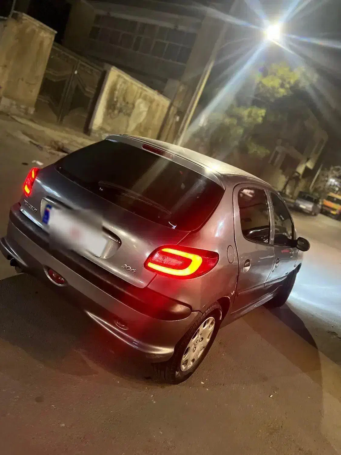 ۲۰۶خاکستری|خودرو سواری و وانت|ساوه, |دیوار