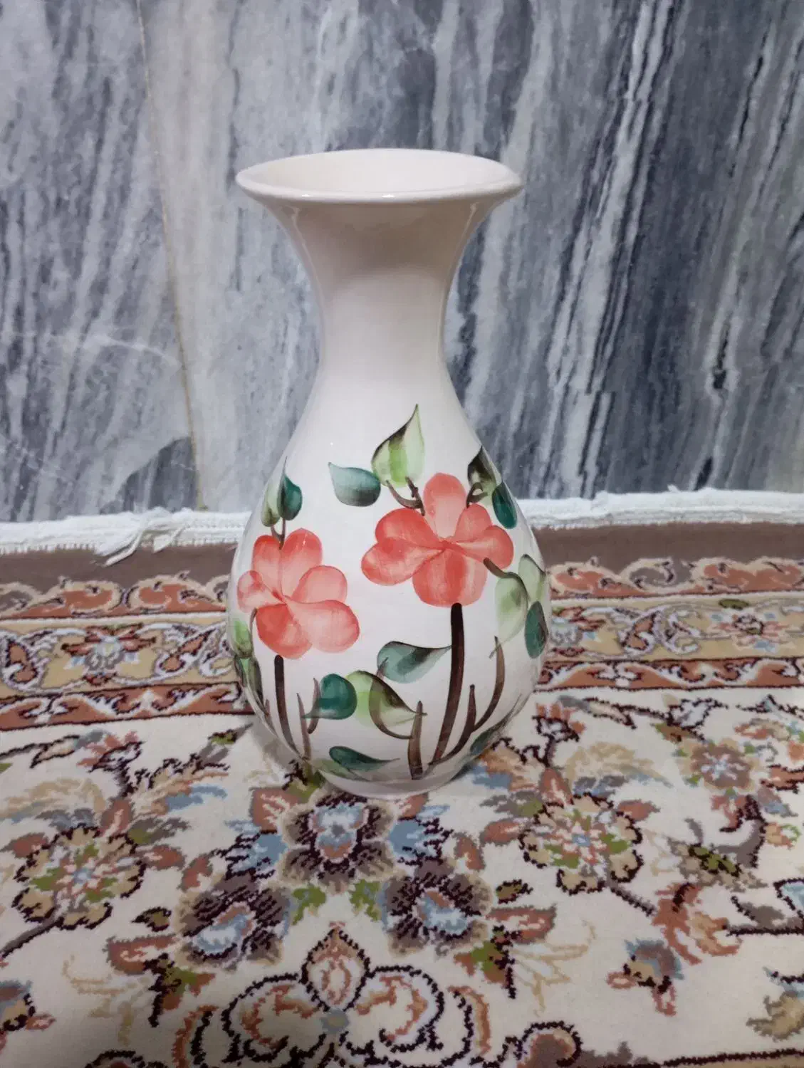 دو عدد گلدان|صنایع دستی و سایر لوازم تزئینی|کامیاران, |دیوار