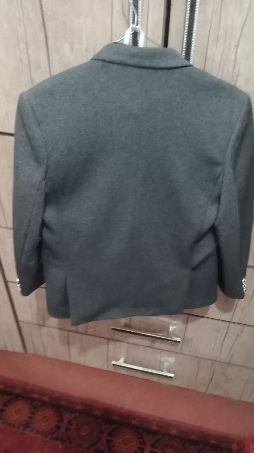 کت شلوار|لباس|لاهیجان, جمهوری|دیوار