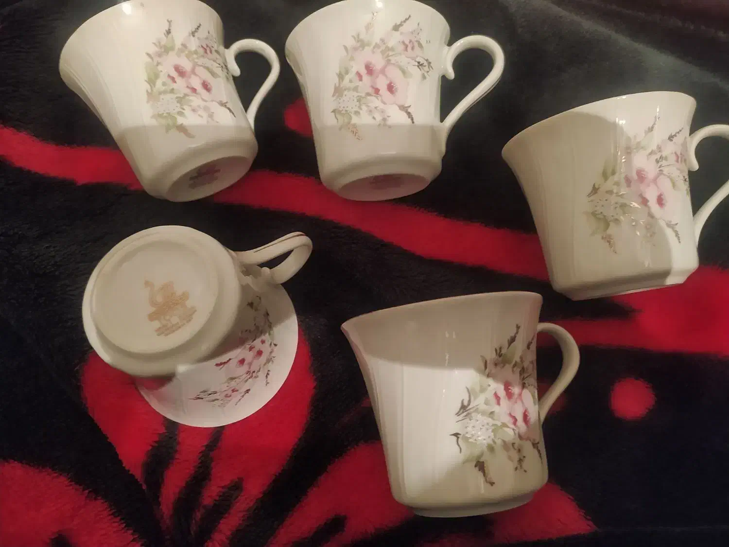 فنجان نعلبکی وغیره|کلکسیون اشیاء عتیقه|اصفهان, کوی شهید کشوری|دیوار